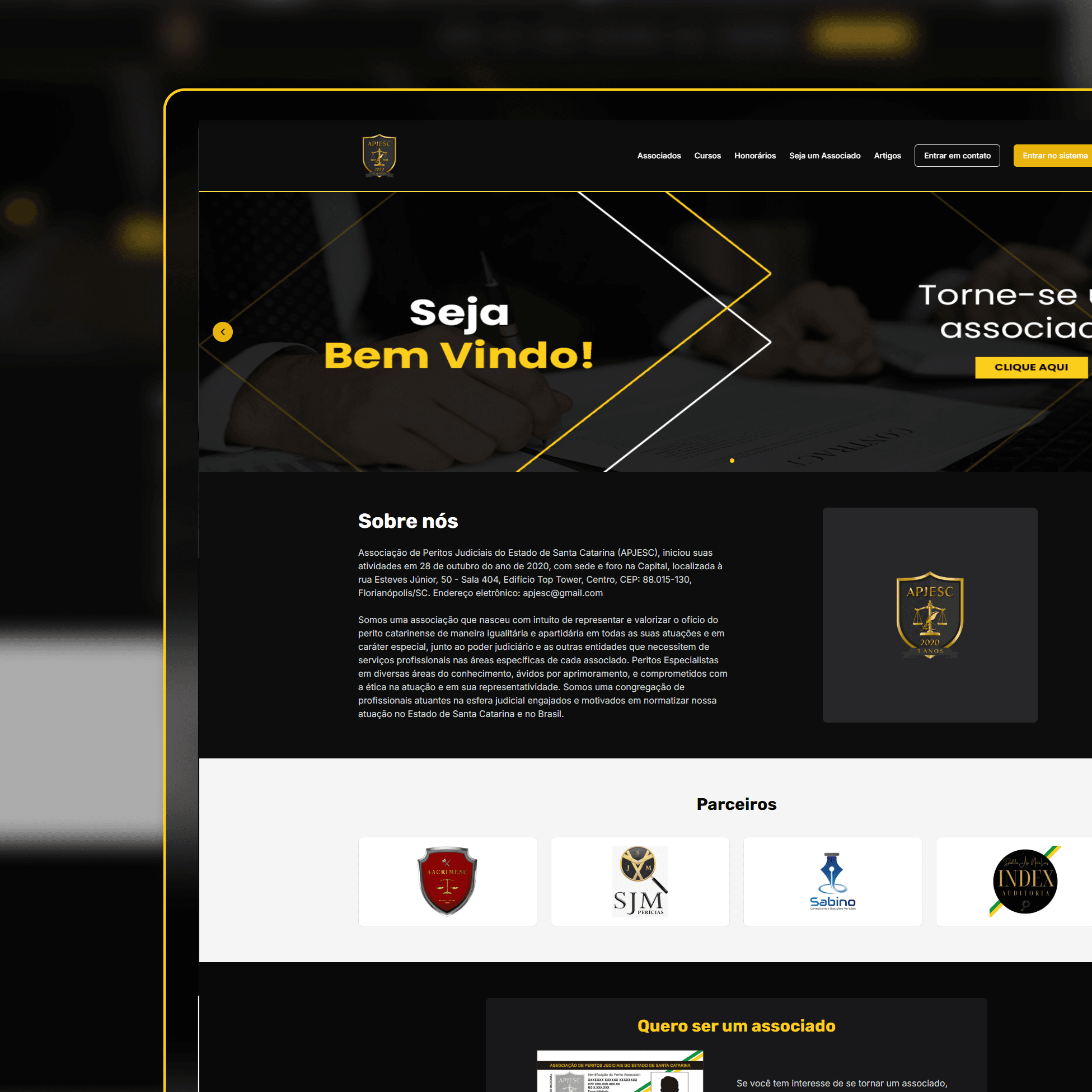 APJESC - Site Institucional e Sistema Interno